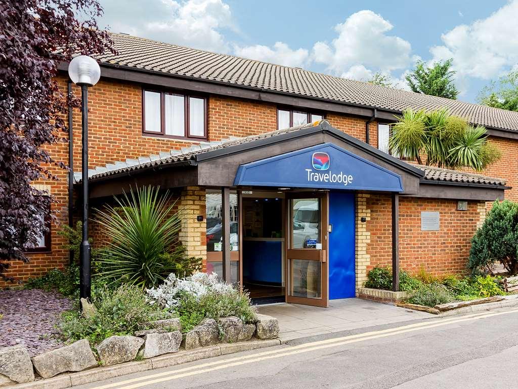 Travelodge London Wimbledon Morden Morden  ภายนอก รูปภาพ